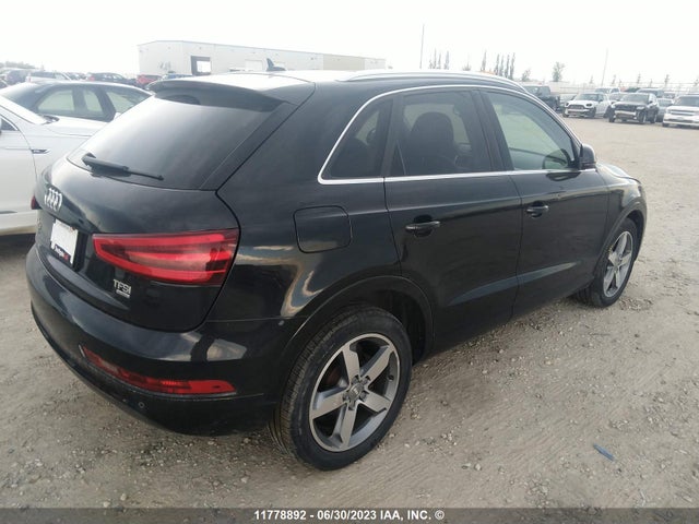 WA1EFEFS4FR001600 Audi Q3 Premium Plus