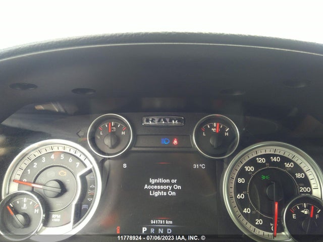 1C6RR7VT7ES385679 RAM 1500 Laramie