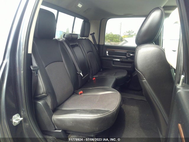 1C6RR7VT7ES385679 RAM 1500 Laramie