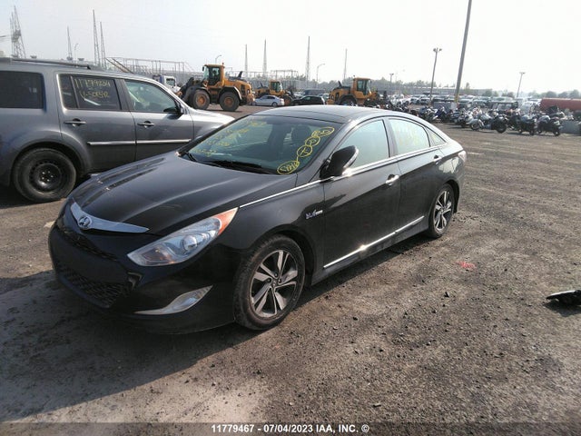 Hyundai SONATA HYBRID 2014 KMHEC4A48EA115545 Image 2