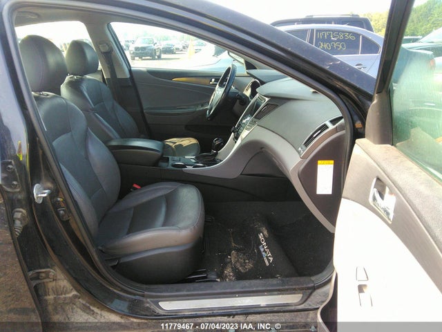 Hyundai SONATA HYBRID 2014 KMHEC4A48EA115545 Image 5