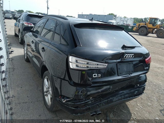 WA1BCCFS5HR011507 Audi Q3 PREMIUM