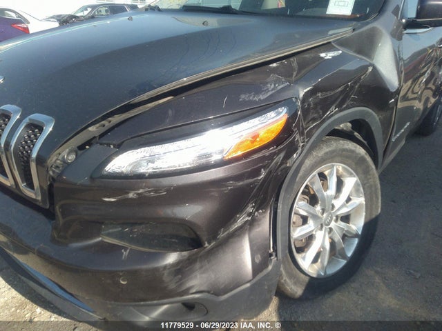 1C4PJMDS7FW613317 Jeep Cherokee Limited