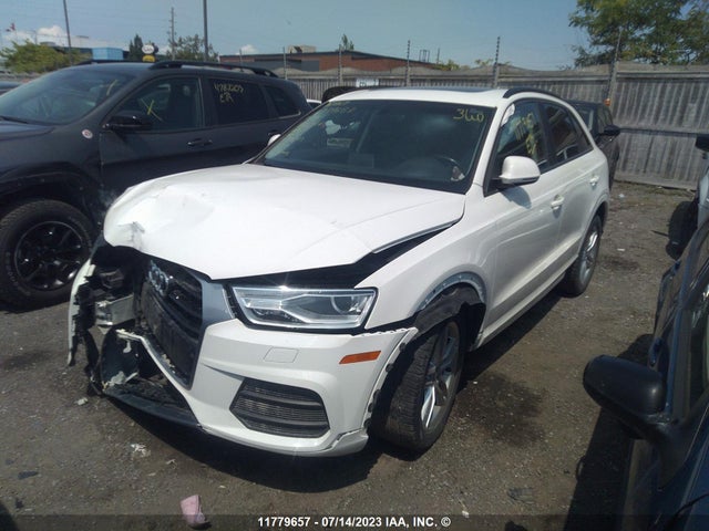 WA1BCCFS2HR009214 Audi Q3 PREMIUM