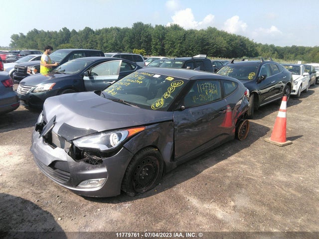 Hyundai VELOSTER 2016 KMHTC6AD3GU296719 Image 2