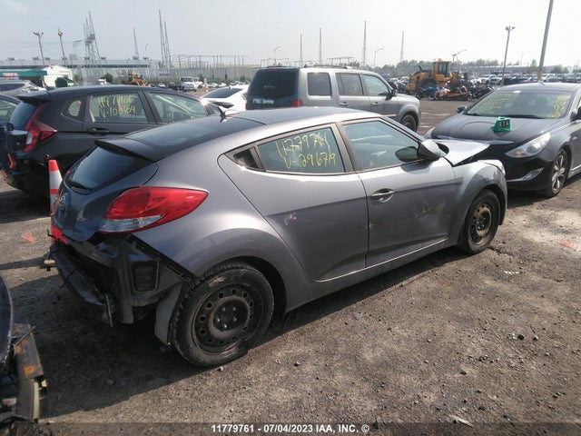 Hyundai VELOSTER 2016 KMHTC6AD3GU296719 Image 4
