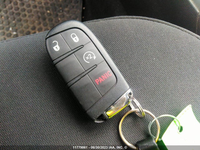 3C4NJDAB8KT760757 Jeep Compass Sport