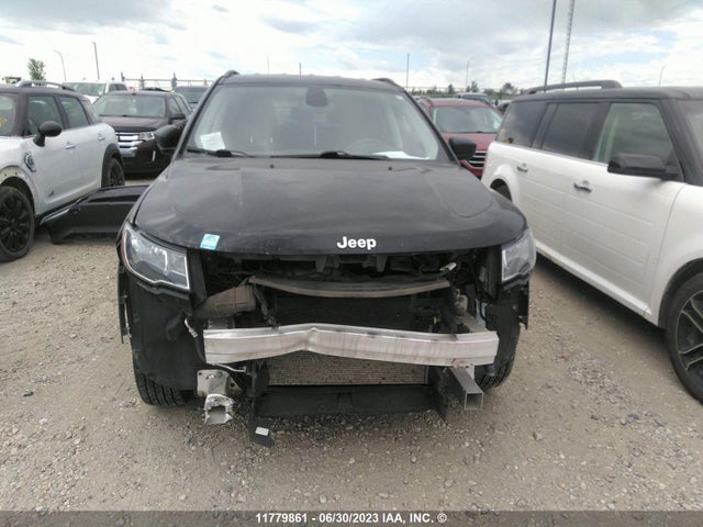 3C4NJDAB8KT760757 Jeep Compass Sport