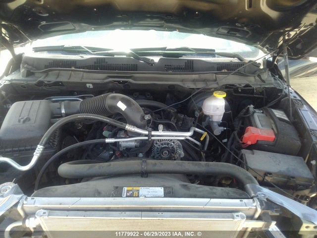 1C6RR7LT3NS163773 RAM 1500 Classic Slt