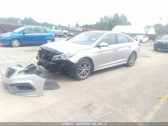 Hyundai Sonata Sport 2015 5NPE34AB9FH196763 Image 2
