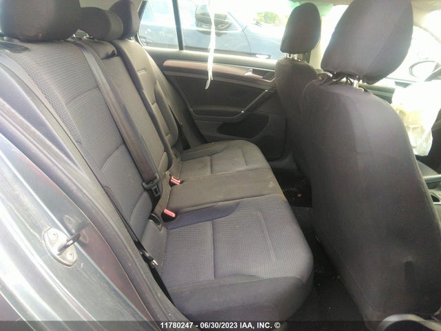 3VW217AU6FM049271 Volkswagen GOLF