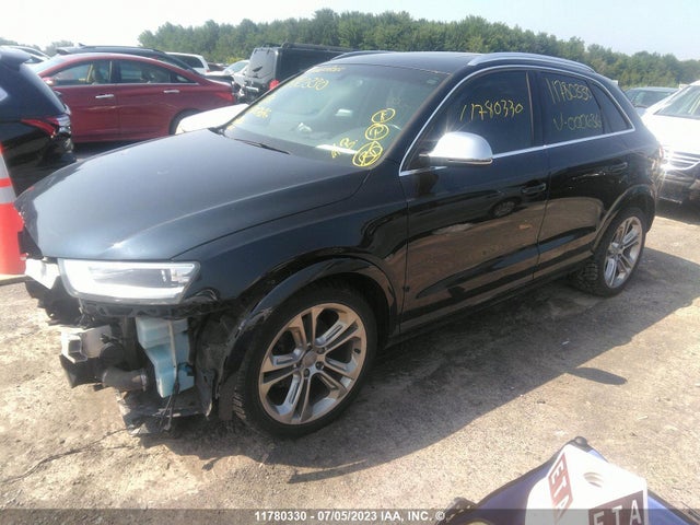 WA1EFEFS9FR000636 Audi Q3 Premium Plus
