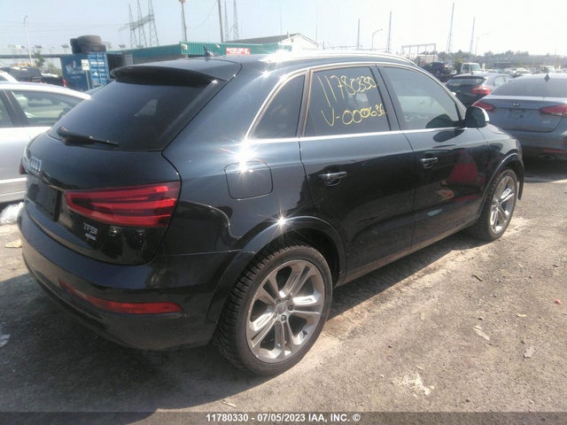 WA1EFEFS9FR000636 Audi Q3 Premium Plus