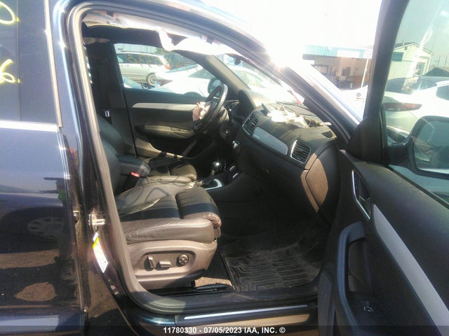 WA1EFEFS9FR000636 Audi Q3 Premium Plus