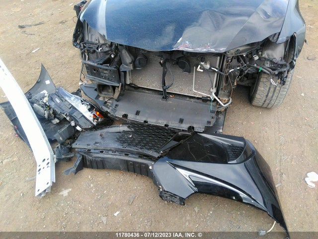 Lexus IS 350 2017 JTHCE1D28H5013205 Image 4
