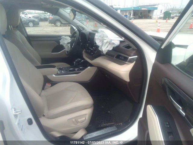 Toyota Highlander Limited/platinum 2021 5TDDZRBH4MS110132 Image 5