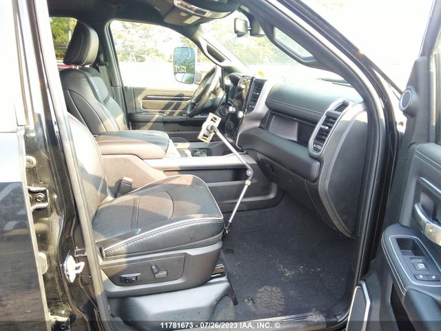 3C63RRJL5NG294957 RAM 3500 Laramie