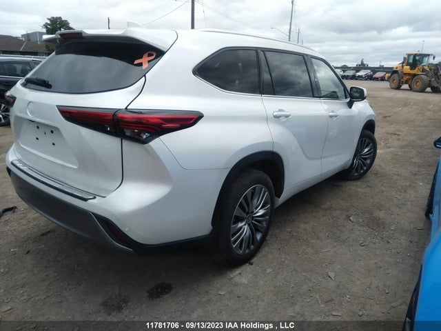 Toyota Highlander Hybrid Platinum 2022 5TDEBRCH2NS076992 Image 4