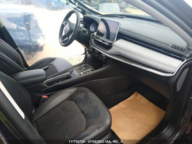 3C4NJDBB8NT214673 Jeep Compass Latitude