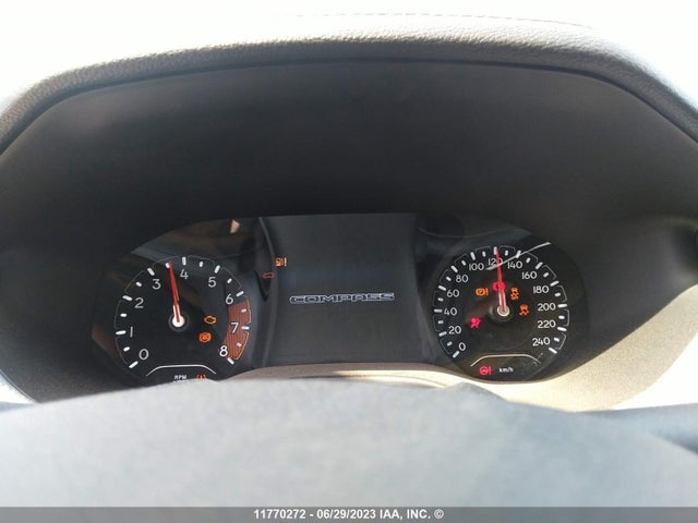 3C4NJDBB8NT214673 Jeep Compass Latitude