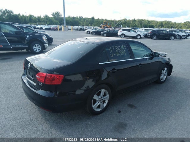 3VWD07AJ8EM410189 Volkswagen JETTA SE