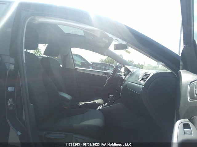 3VWD07AJ8EM410189 Volkswagen JETTA SE