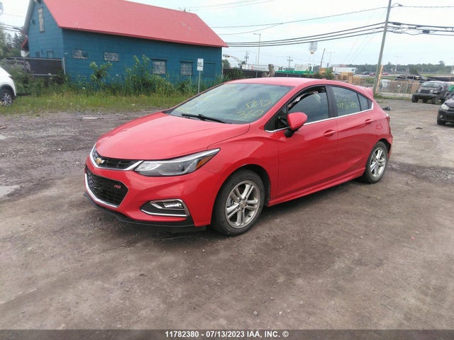 Chevrolet CRUZE LT 2018 3G1BE6SMXJS611895 Image 2