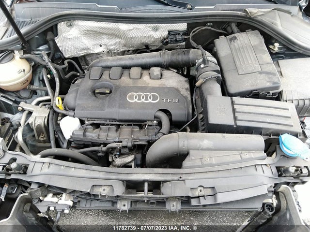 WA1GCCFS0HR008651 Audi Q3 Prestige