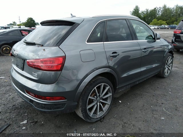WA1GCCFS0HR008651 Audi Q3 Prestige