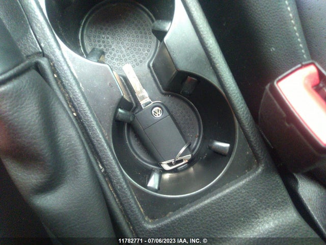 3VWG17AU1JM256648 Volkswagen GOLF S/SE