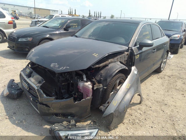 WAUBEGFF5KA105271 Audi A3 PREMIUM
