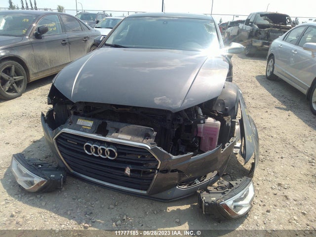 WAUBEGFF5KA105271 Audi A3 PREMIUM