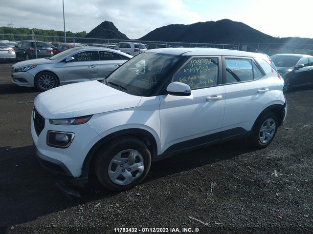 Hyundai Venue Se 2022 KMHRB8A35NU157253 Image 2