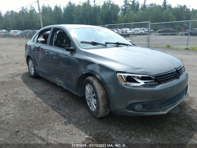 3VWDL7AJ2EM258871 auction archive image