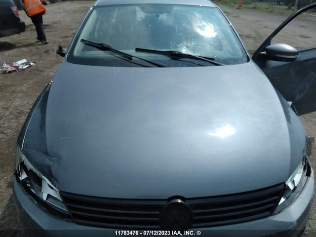 3VWDL7AJ2EM258871 Volkswagen JETTA TDI