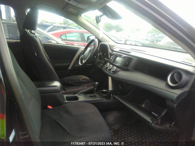 Toyota RAV4 LE 2018 2T3BFREV6JW714356 Image 6
