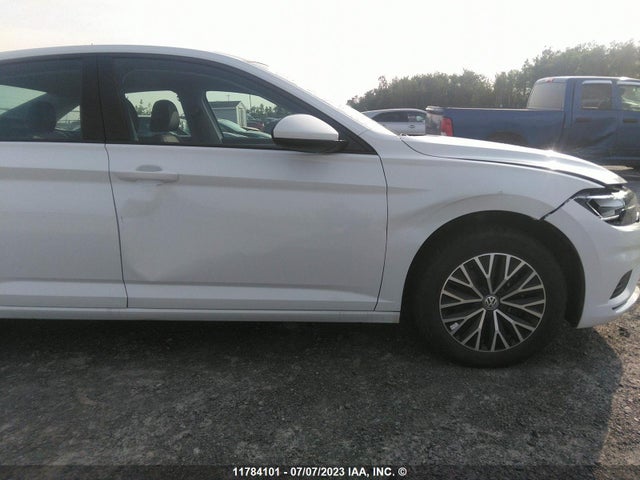 3VWE57BU3MM073766 Volkswagen JETTA SEL