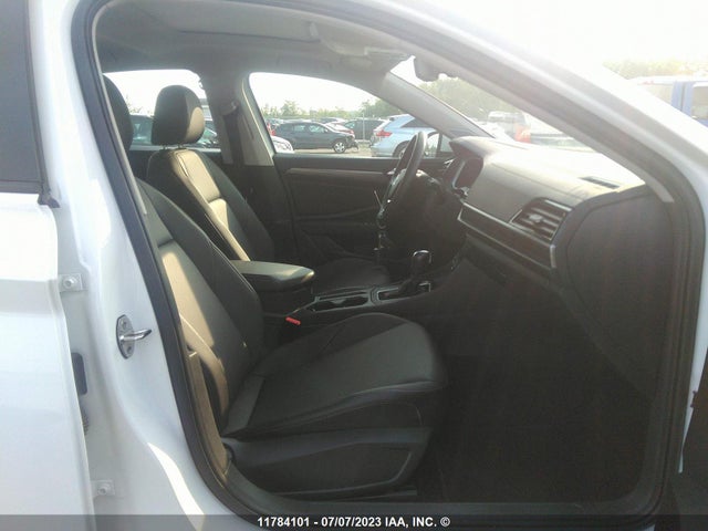 3VWE57BU3MM073766 Volkswagen JETTA SEL