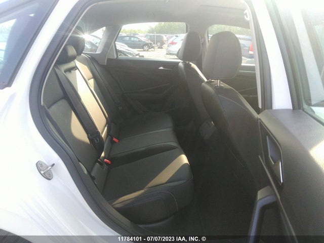 3VWE57BU3MM073766 Volkswagen JETTA SEL