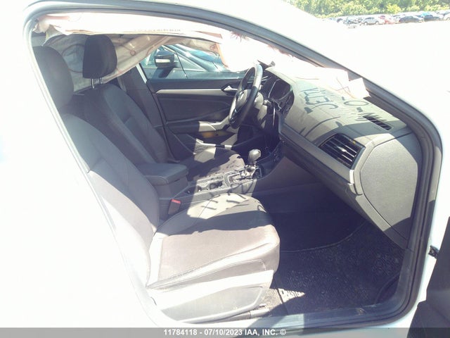 3VWE57BU0MM071649 Volkswagen JETTA