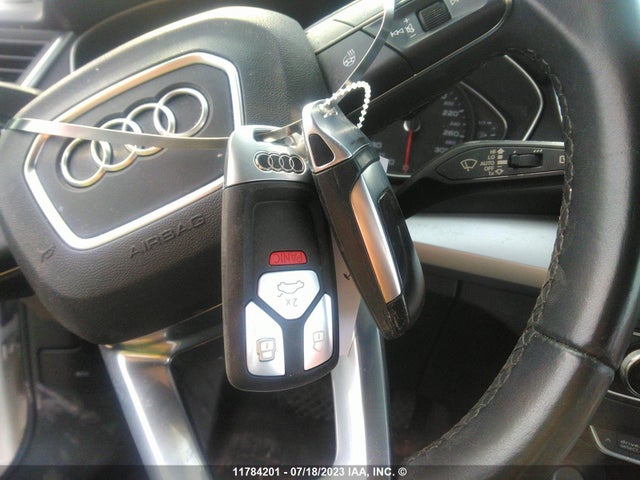 WA1AAAFY6M2019984 Audi Q5 PREMIUM