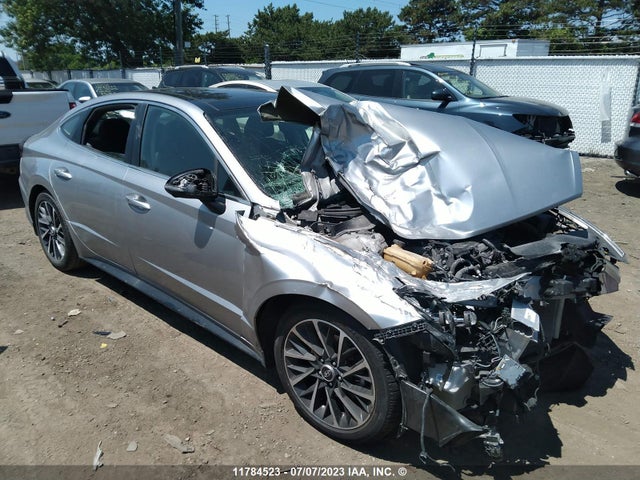 Hyundai Sonata Limited 2021 5NPEH4J21MH126074 главное изображение