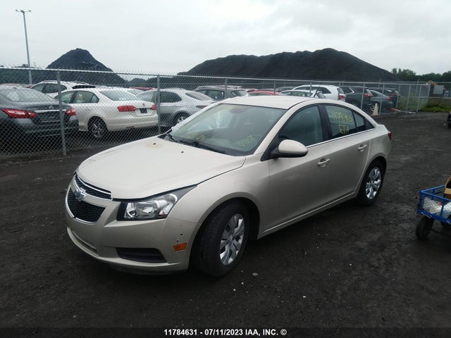 Chevrolet CRUZE LT 2014 1G1PC5SB4E7226812 Image 2