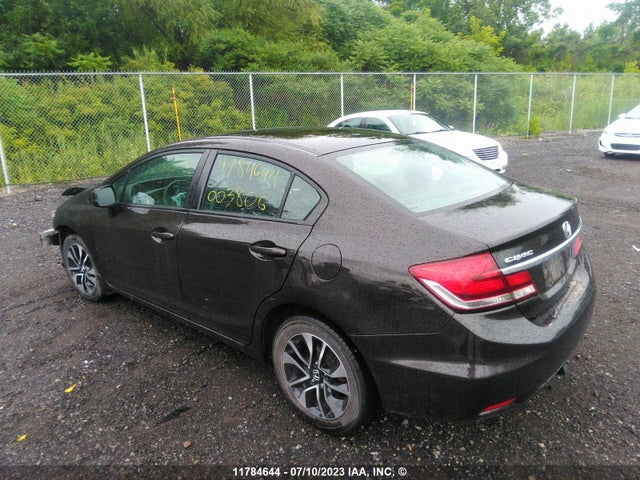 Продажа на аукционе авто 2013 Honda Civic Lx, vin: 2HGFB2F55DH003806, номер лота: 11784644