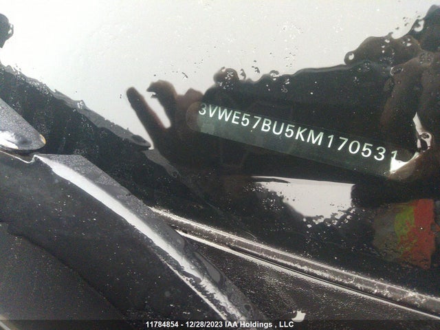 3VWE57BU5KM170531 Volkswagen JETTA SEL