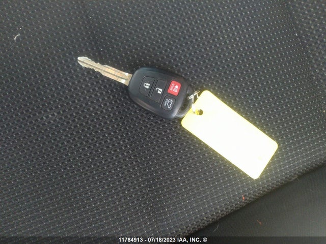 Toyota Rav4 Xle 2016 2T3RFREV9GW514191 Image 3