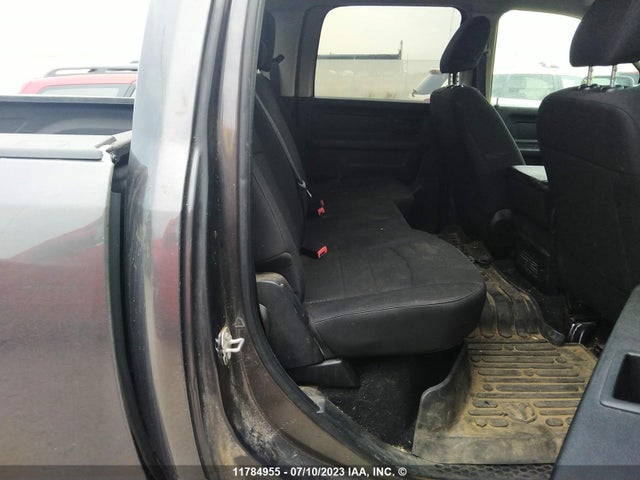 1C6RR7KT5KS747914 RAM 1500 Classic Tradesman