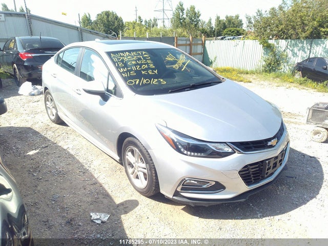 Chevrolet CRUZE LT 2018 1G1BE5SM7J7112013 main image