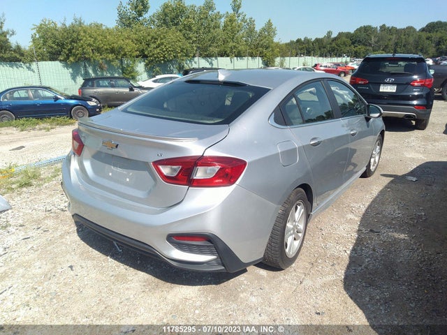Chevrolet CRUZE LT 2018 1G1BE5SM7J7112013 Image 4