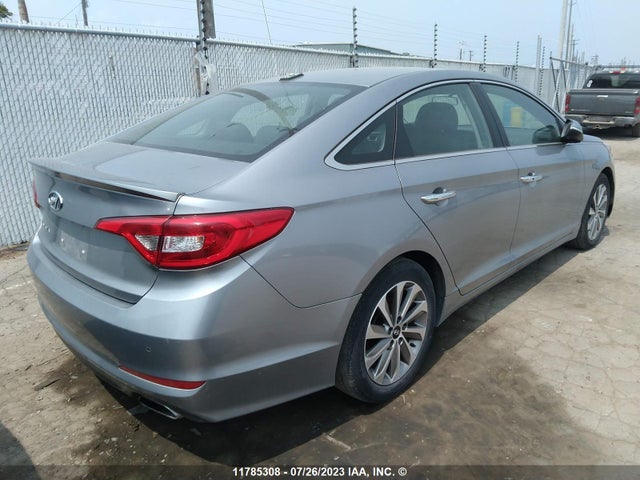 Hyundai SONATA SE 2016 5NPE24AF3GH319626 Image 4